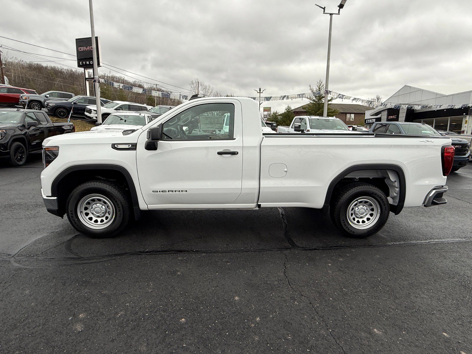 New 2026 GMC Sierra 1500 Pro AWD/4WD image 2