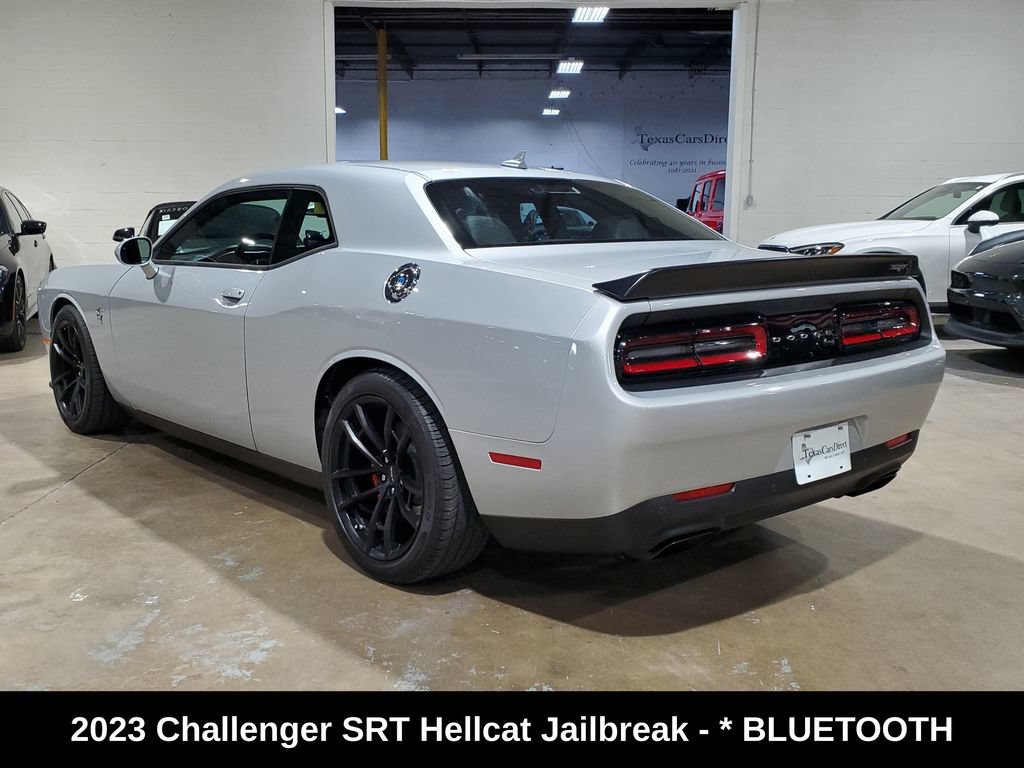 Used 2023 Dodge Challenger SRT Hellcat w/ Driver Convenience Group RWD image 12
