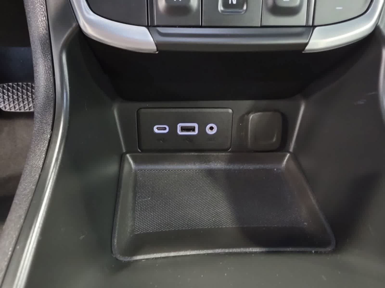 Used 2022 GMC Terrain SLE w/ Driver Convenience Package AWD/4WD image 23