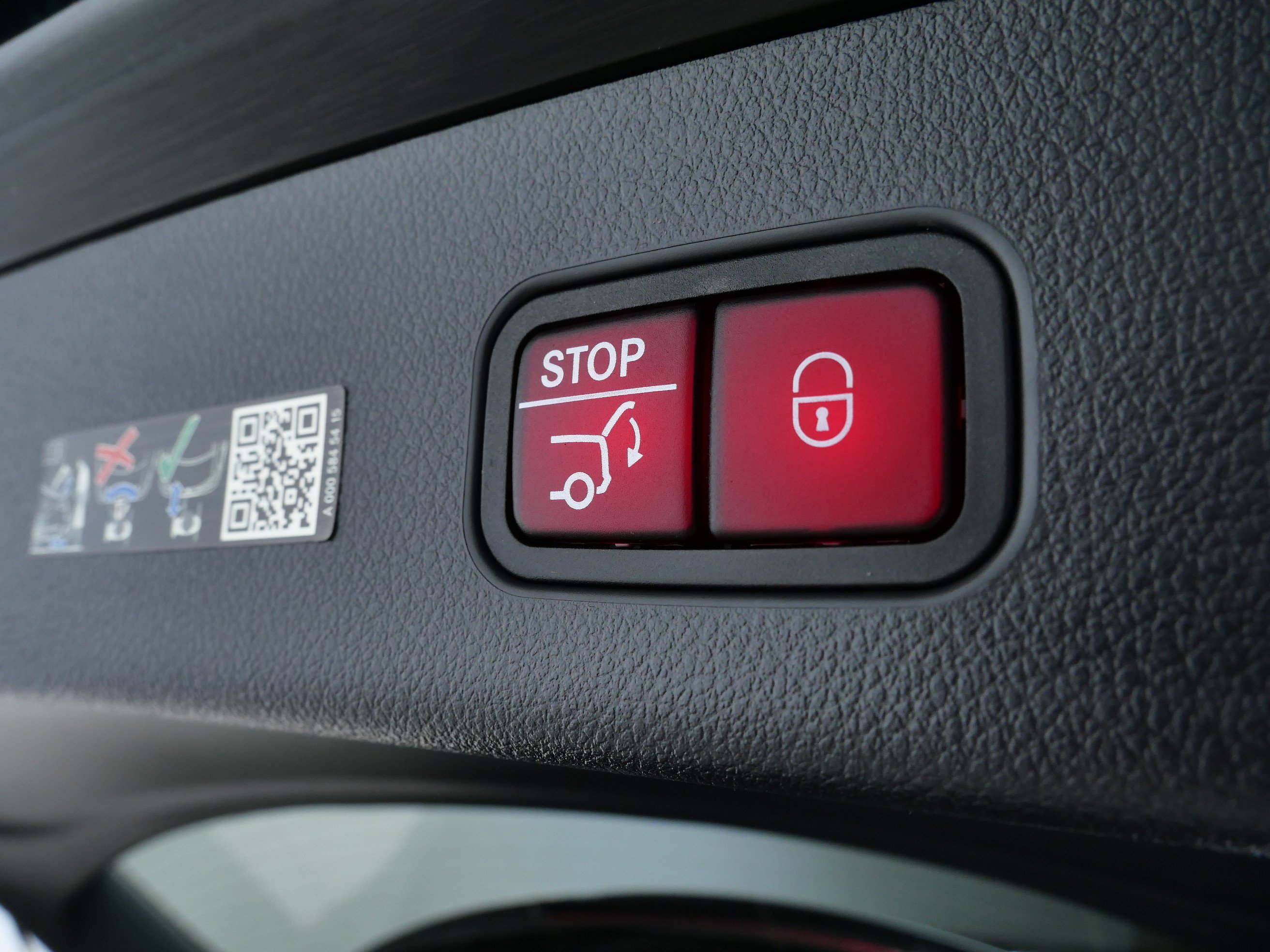 Certified 2023 Mercedes-Benz GLC 300 4MATIC image 8