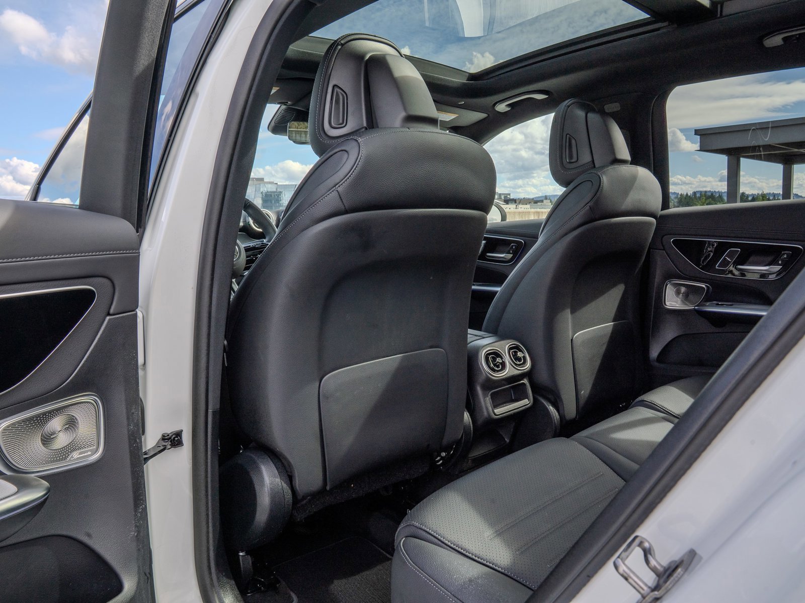 Certified 2025 Mercedes-Benz GLC 300 4MATIC image 18