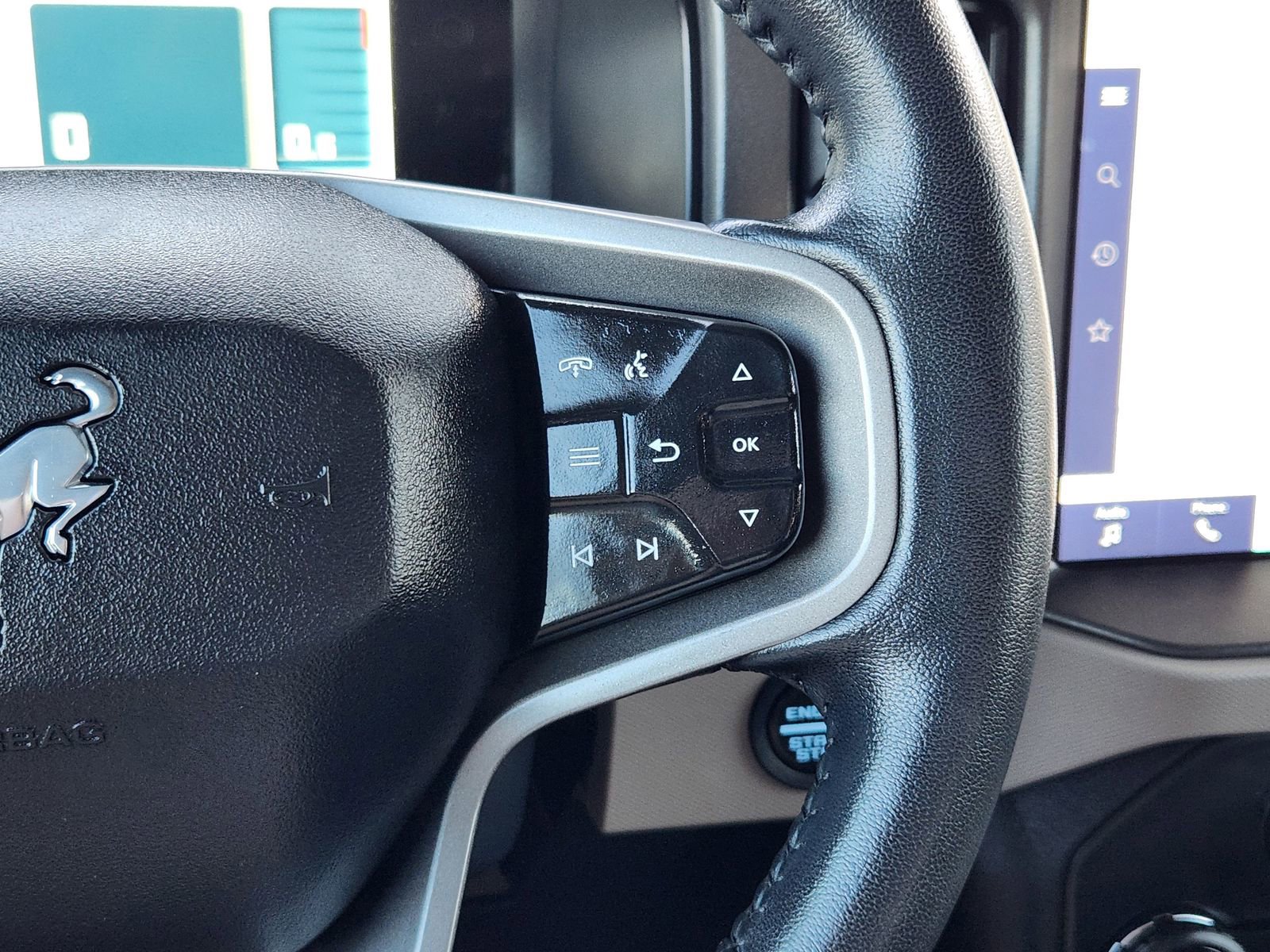 Used 2024 Ford Bronco Wildtrak image 32