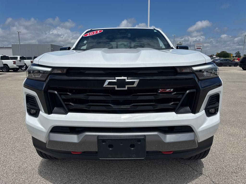 Used 2024 Chevrolet Colorado Z71 w/ Z71 Convenience Package 2 AWD/4WD image 9