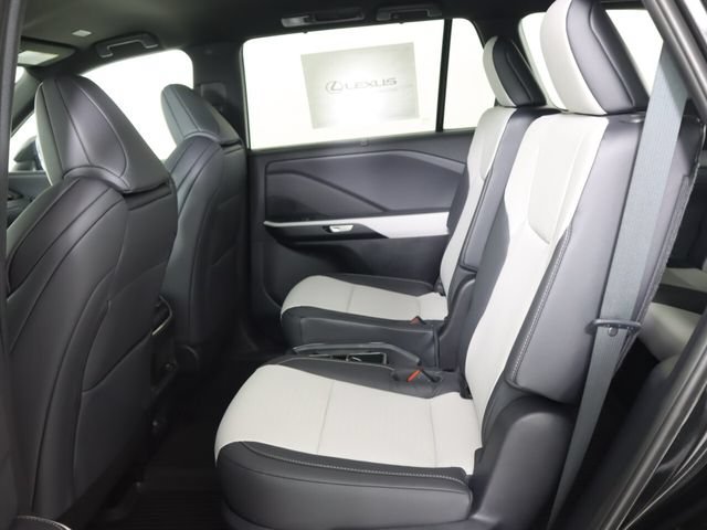 New 2026 Lexus TX 500h AWD w/ Technology Package image 15