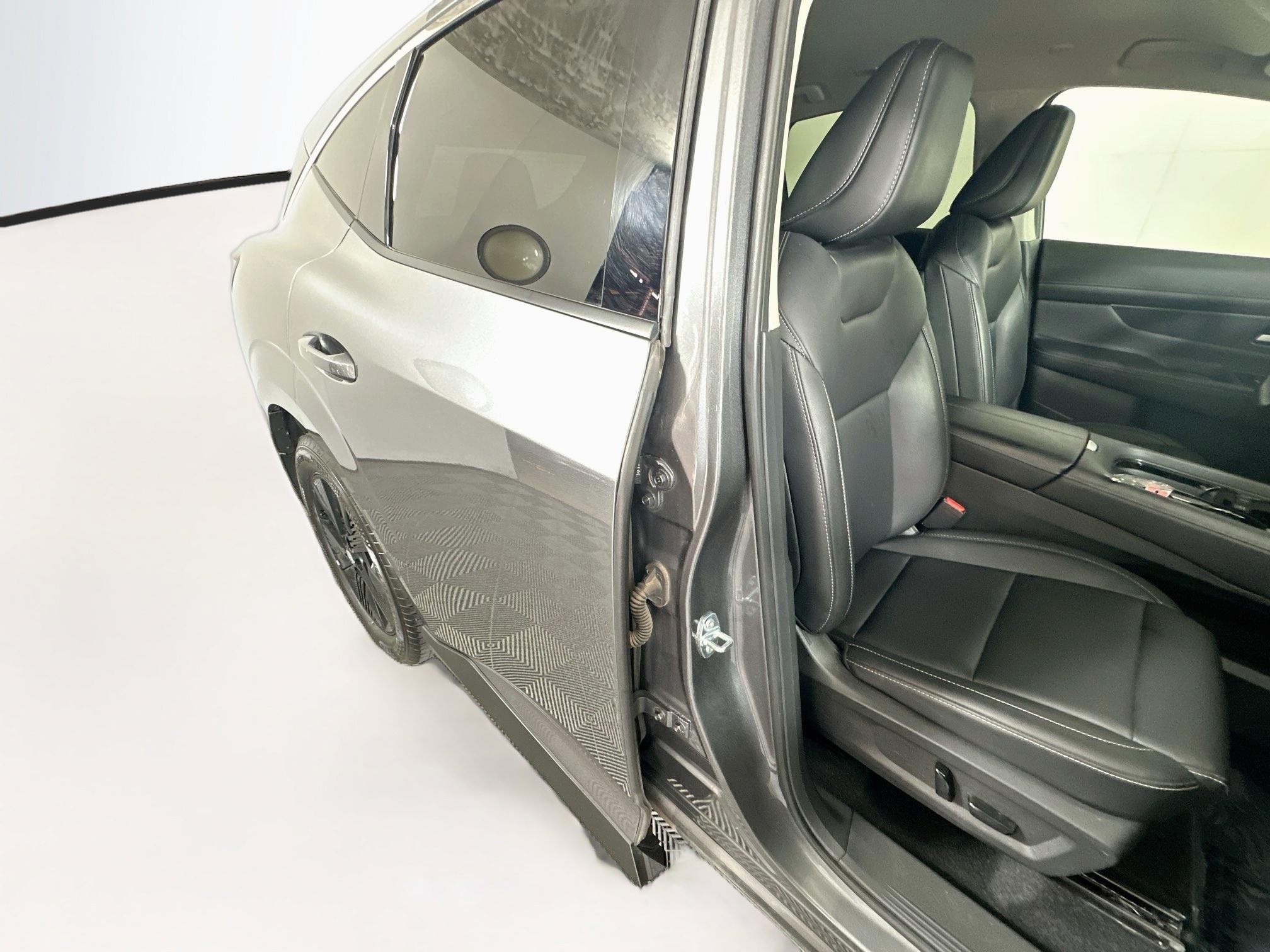 Used 2025 Nissan Murano SV AWD/4WD image 28