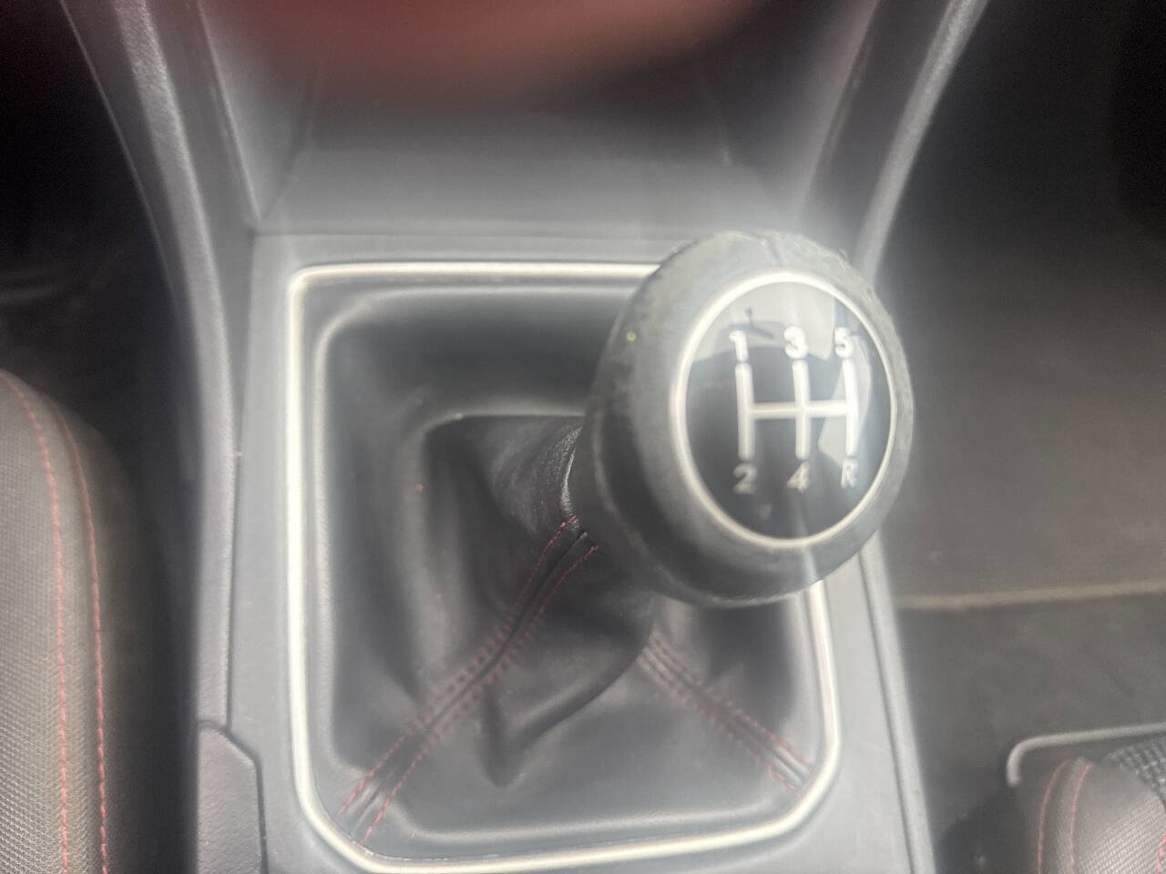 Used 2018 Subaru Impreza 2.0i Sport image 14