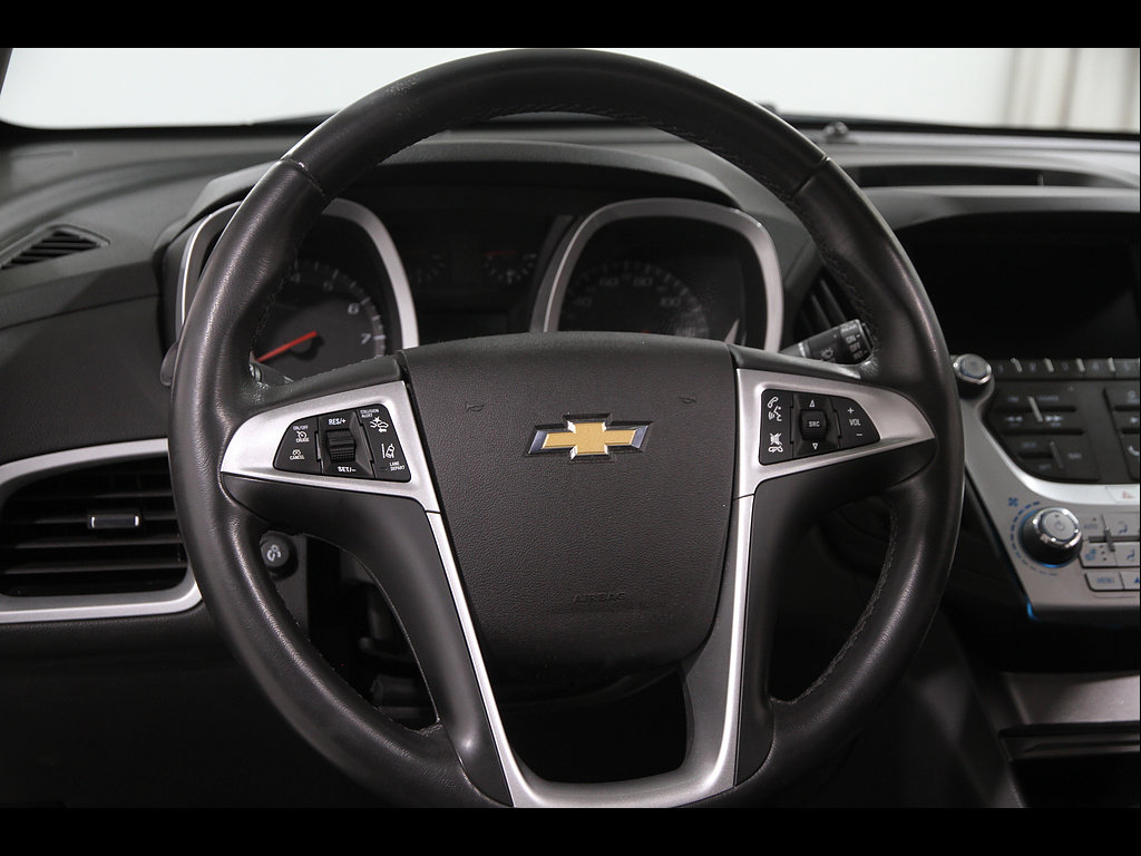 Used 2017 Chevrolet Equinox Premier w/ Enhanced Convenience Package AWD/4WD image 7