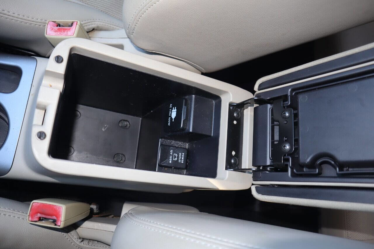 Used 2008 Mitsubishi Outlander SE image 59