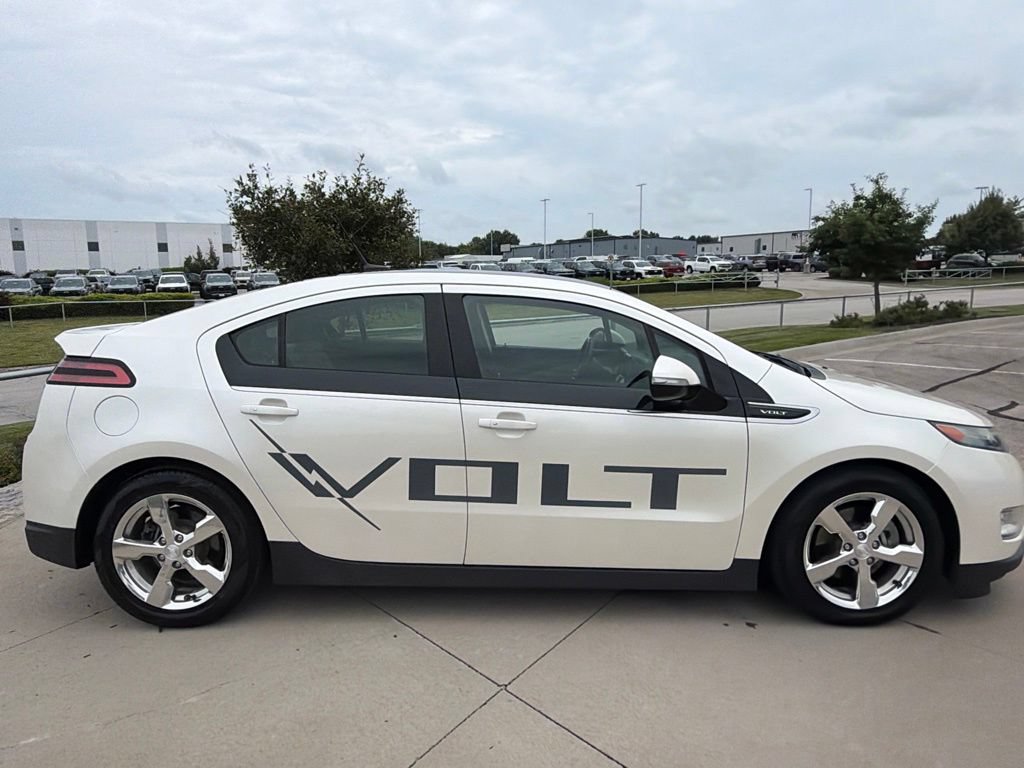 Used 2012 Chevrolet Volt Premium w/ Premium Trim Package FWD image 20