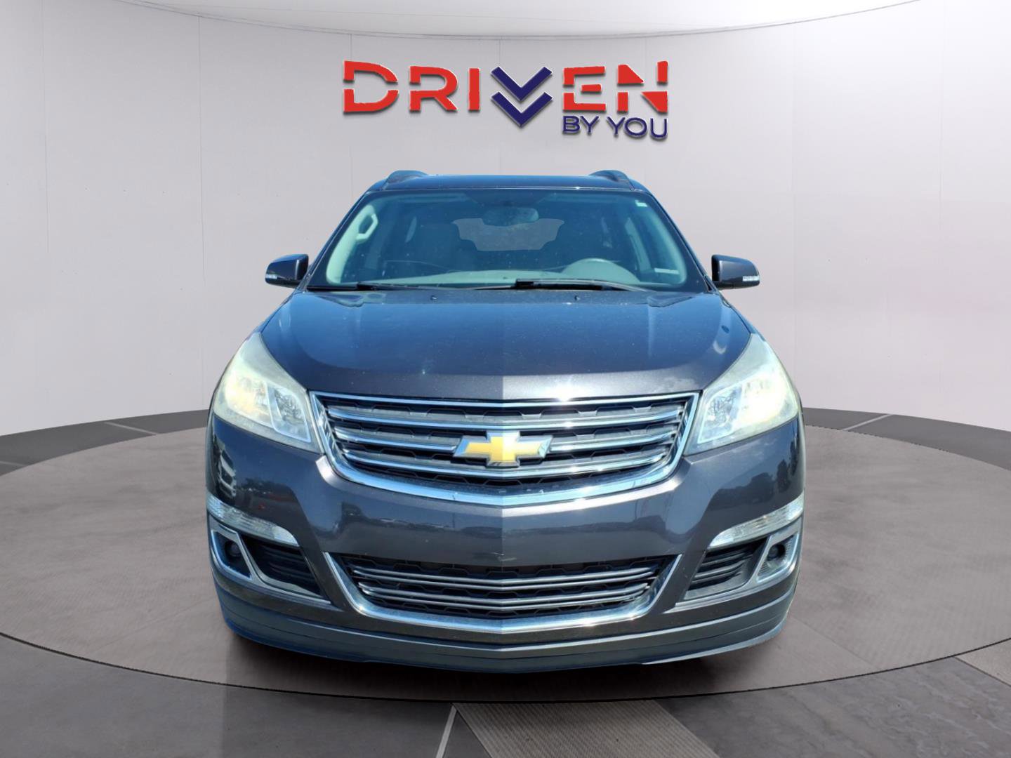 Used 2017 Chevrolet Traverse LT w/ Style and Technology Package FWD image 8