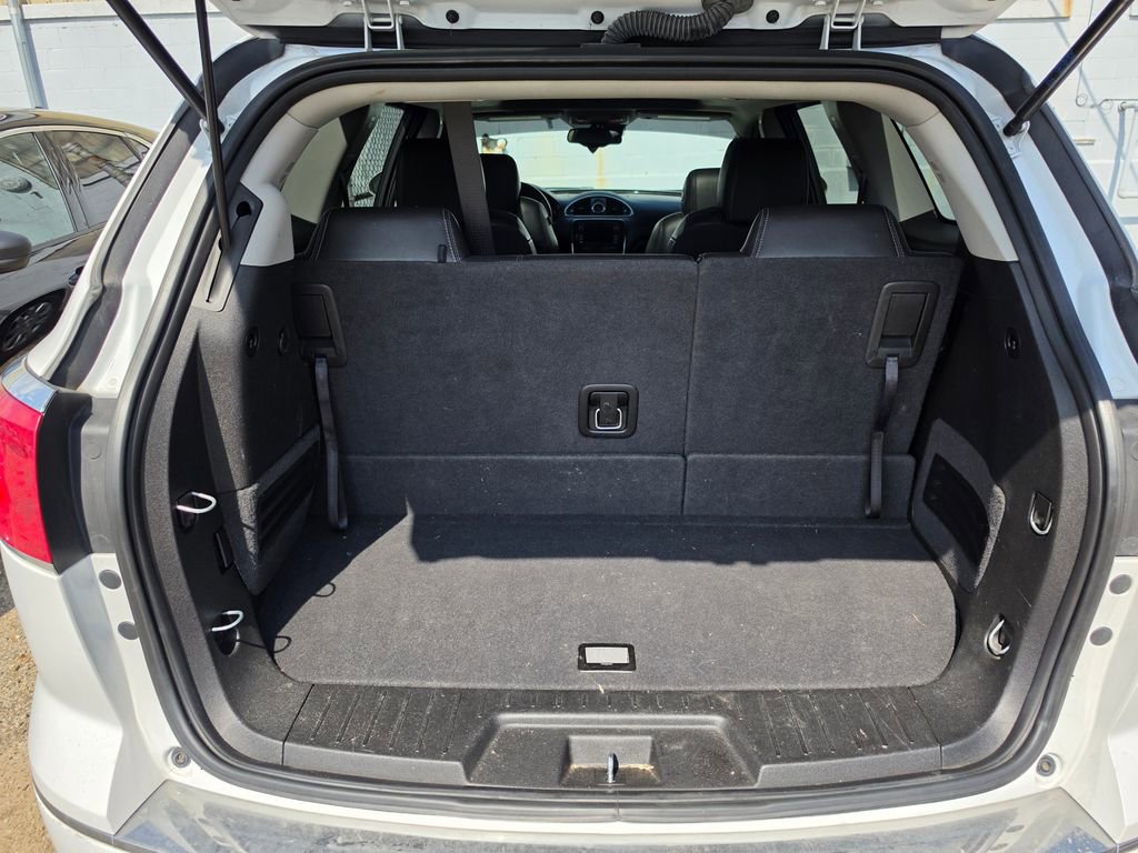 Used 2017 Buick Enclave Premium image 8