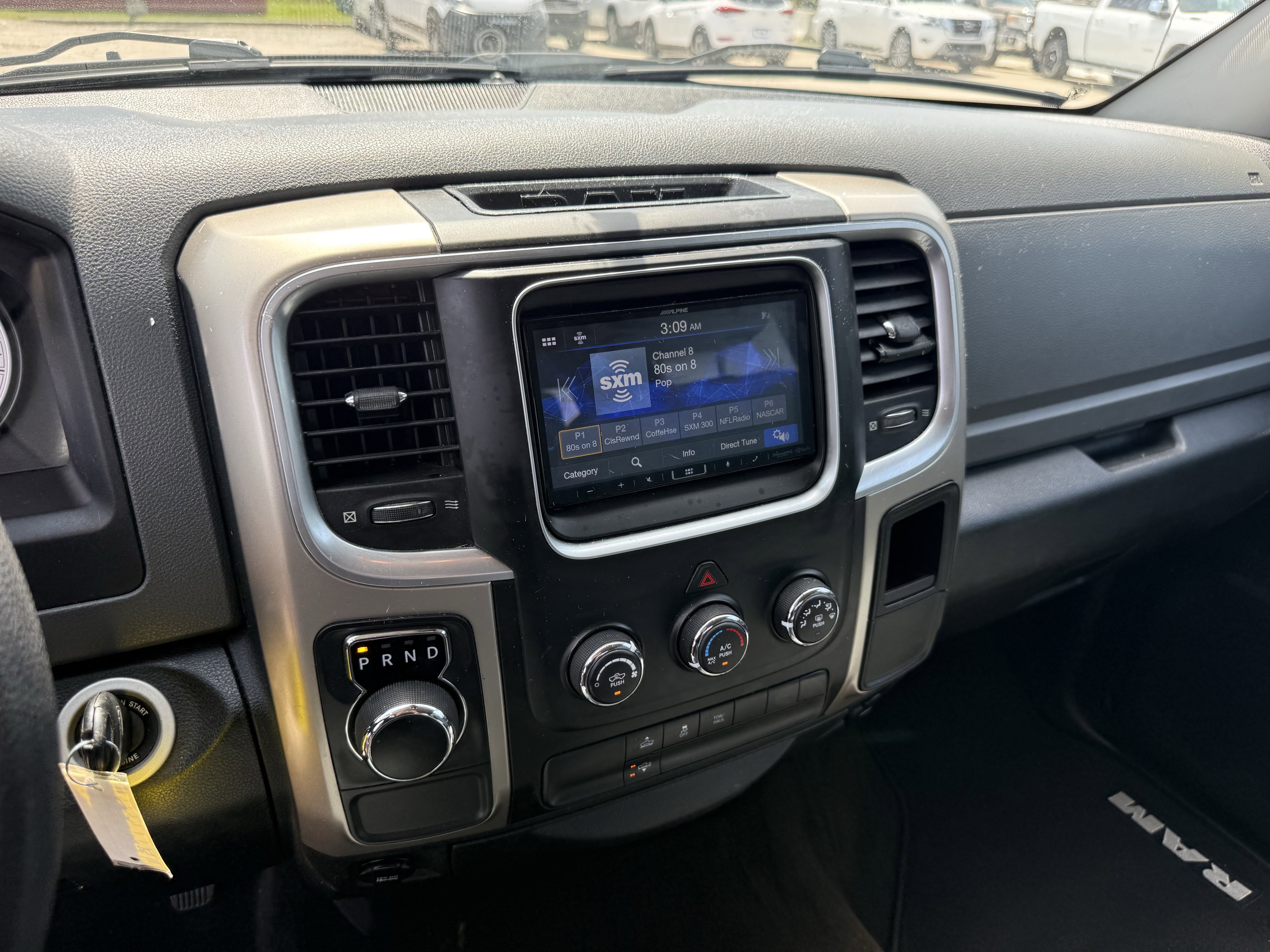 Used 2014 RAM 1500 Classic SLT RWD image 19