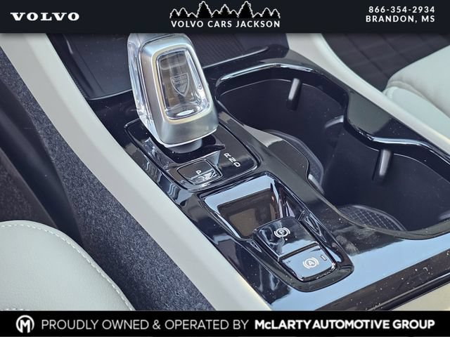 New 2026 Volvo XC40 B5 Ultra w/ Protection Package Premier AWD/4WD image 23