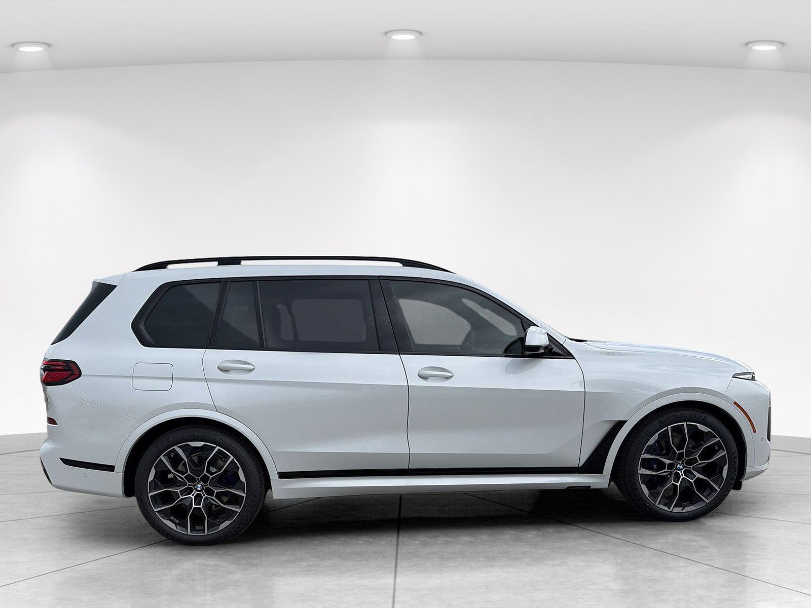 New 2027 BMW X7 xDrive40i w/ Executive Package AWD/4WD image 3