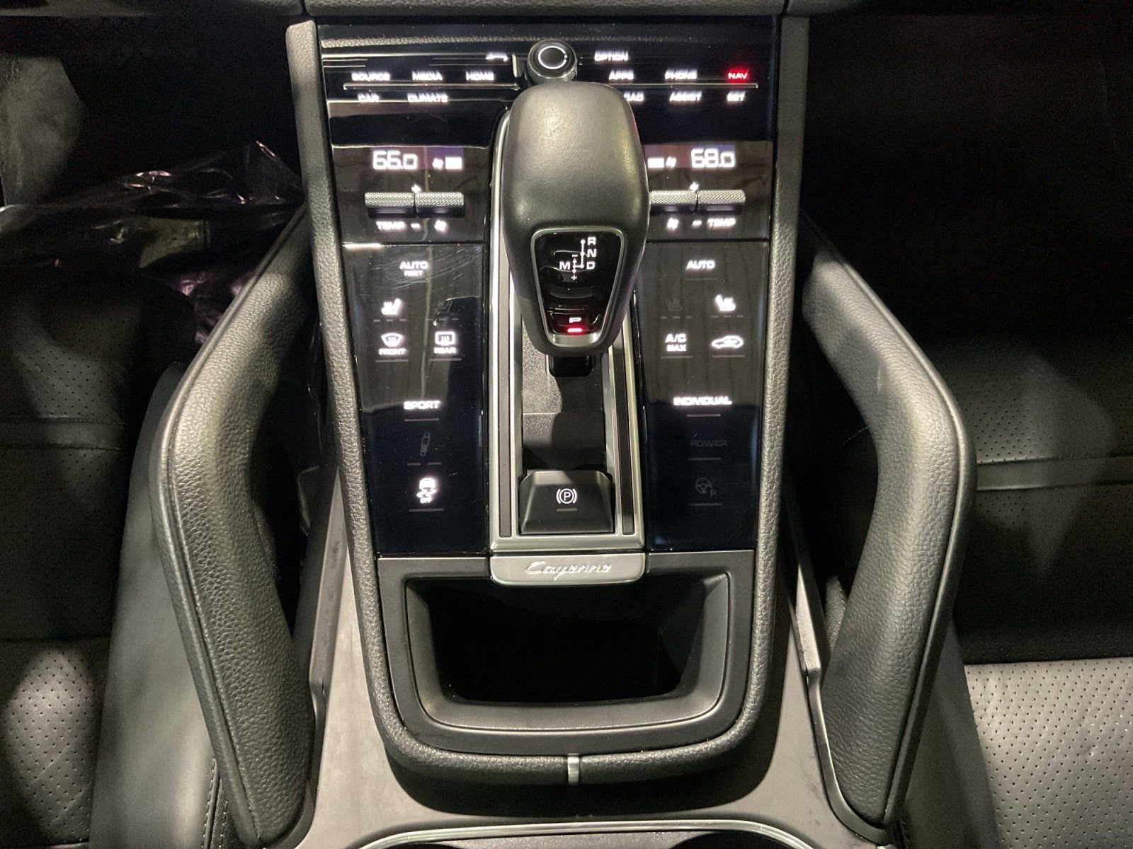 Used 2019 Porsche Cayenne Base image 20