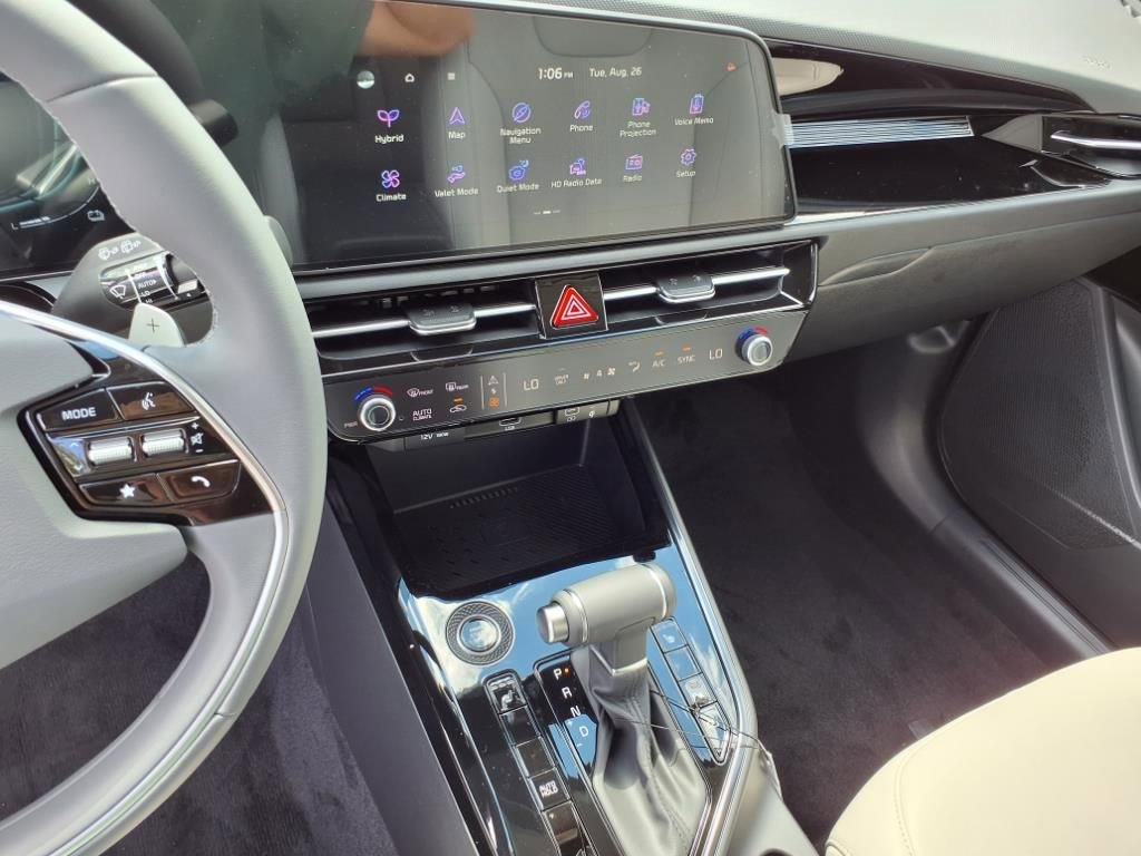 New 2025 Kia Niro EX image 25