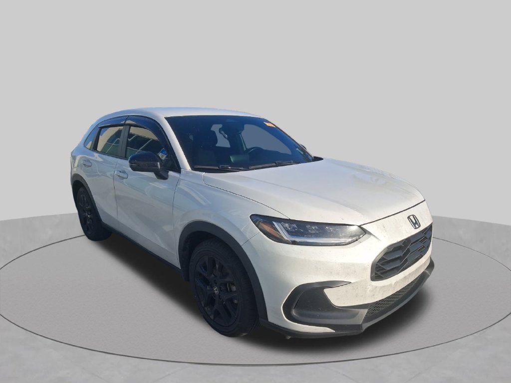 Used 2025 Honda HR-V Sport image 3