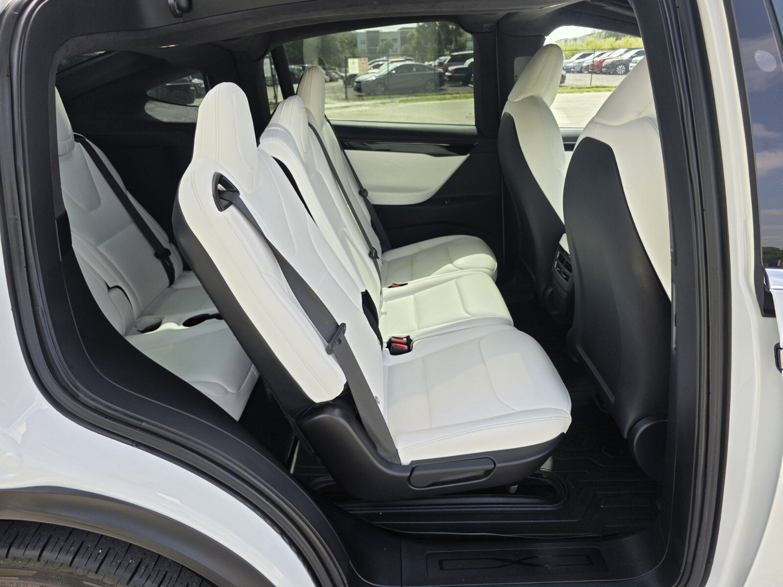 Used 2020 Tesla Model X Long Range AWD/4WD image 5