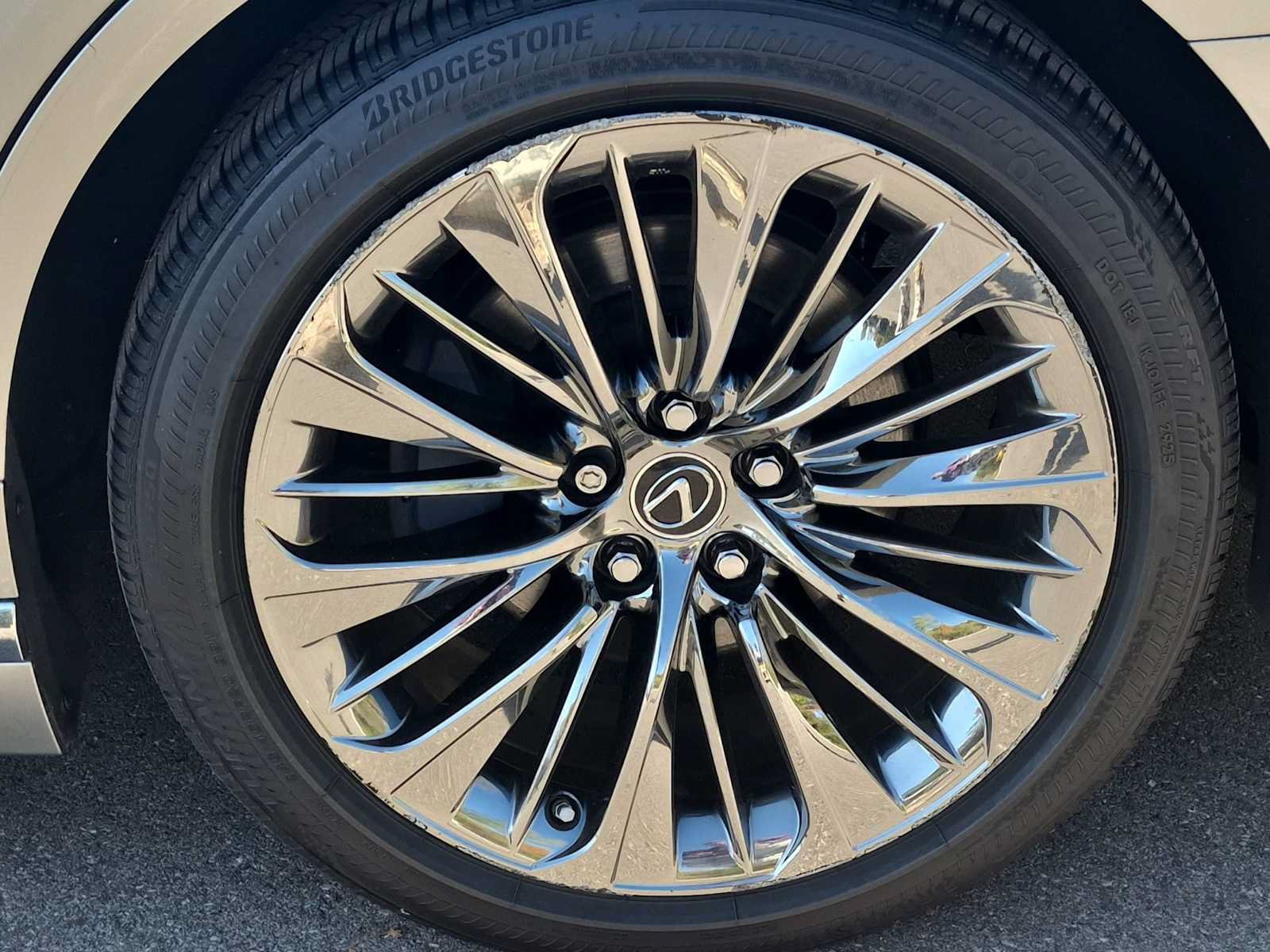 Used 2021 Lexus LS 500 AWD w/ Interior Upgrade Package image 13