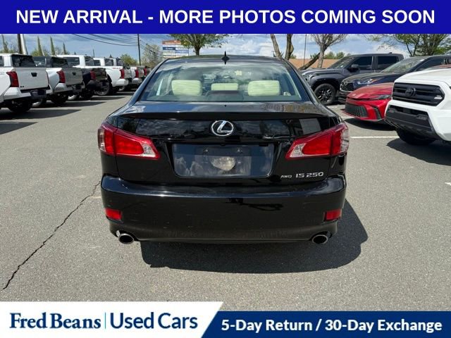 Used 2011 Lexus IS 250 AWD w/ Luxury Plus Value Edition image 4
