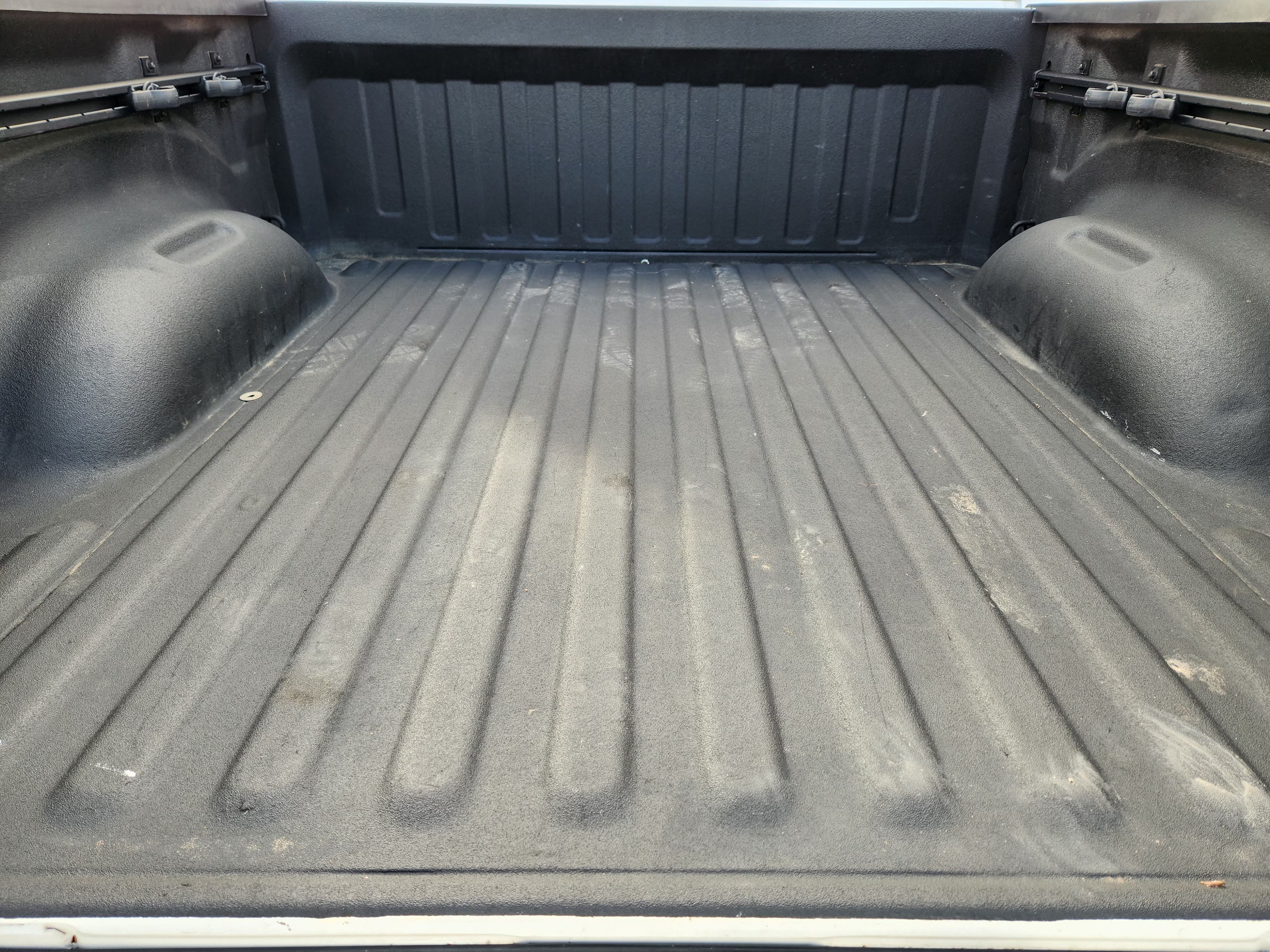 Used 2023 RAM 1500 Laramie AWD/4WD image 35