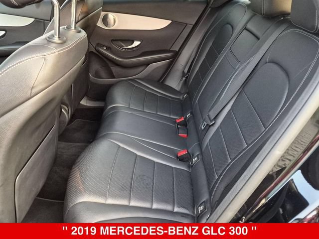 Used 2019 Mercedes-Benz GLC 300 4MATIC image 35