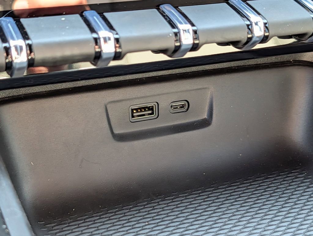 New 2026 GMC Terrain Elevation w/ Elevation Premium Package AWD/4WD image 47