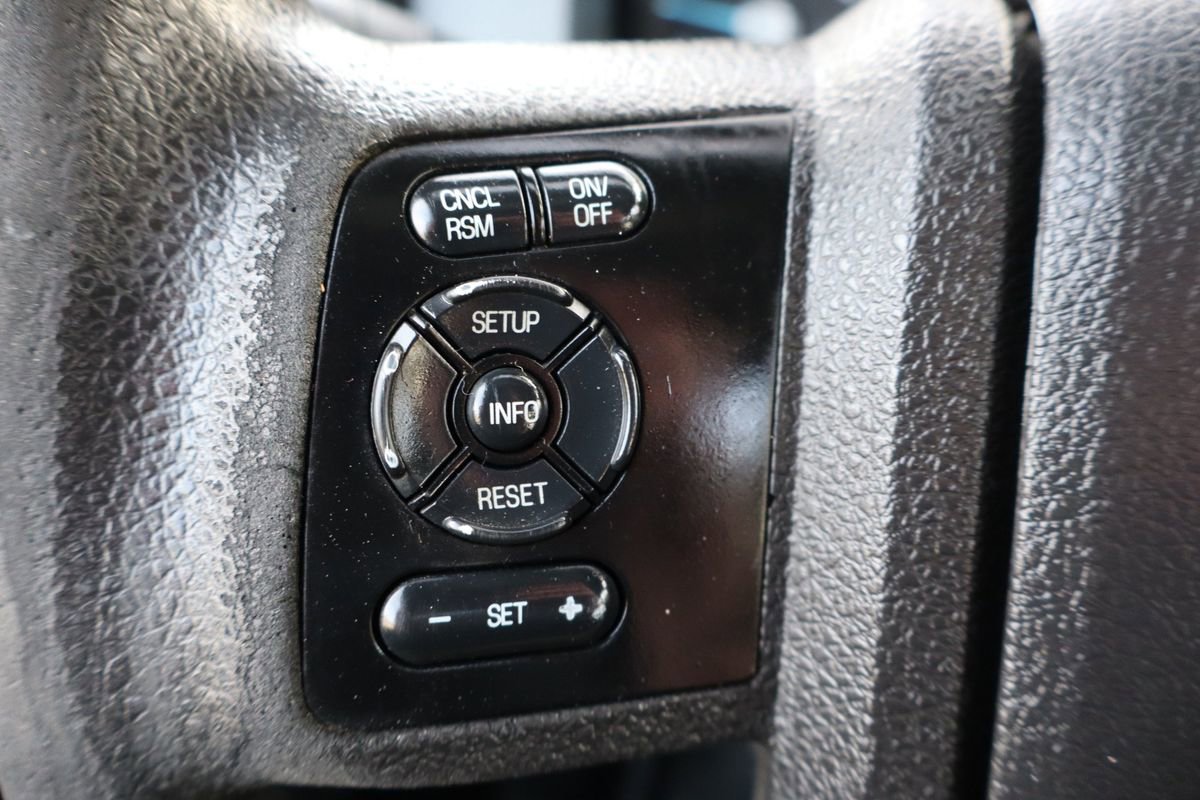 Used 2013 Ford F550 2WD Regular Cab Super Duty w/ Payload Upgrade Pkg image 21