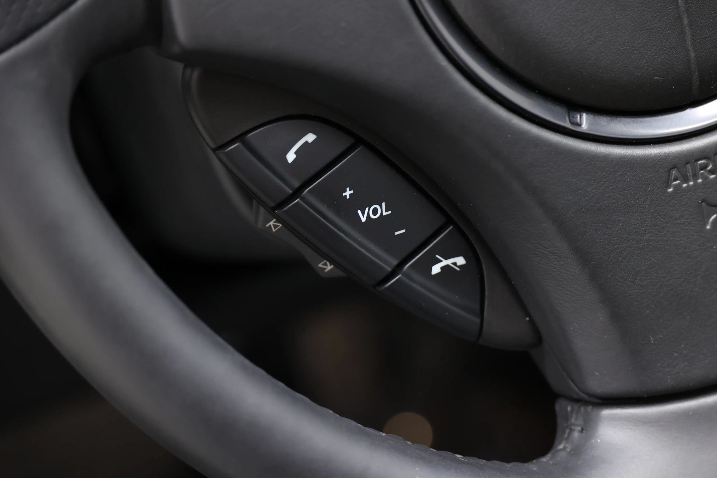 Used 2016 Aston Martin V8 Vantage GT RWD image 23