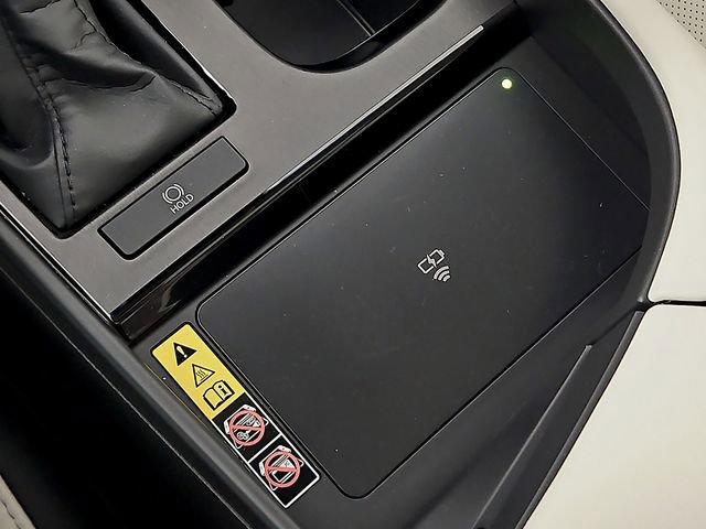 Used 2024 Lexus ES 350 w/ Premium Package image 29
