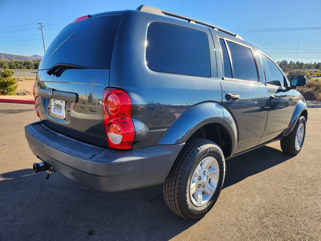 Used 2008 Dodge Durango SXT image 4