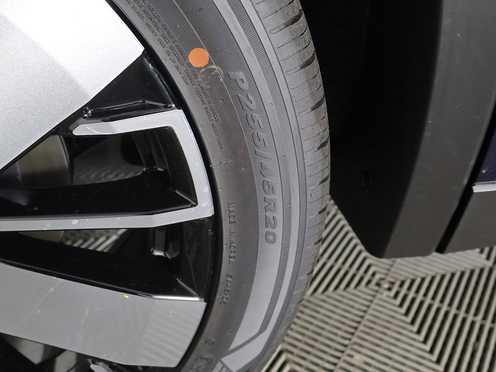 New 2025 Mitsubishi Outlander SE image 25