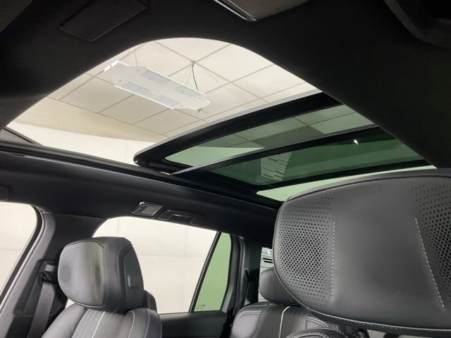 New 2026 Cadillac Vistiq Sport w/ LPO, Floor Liner Package image 22