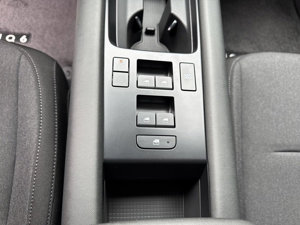 New 2025 Hyundai Ioniq 6 SE image 16