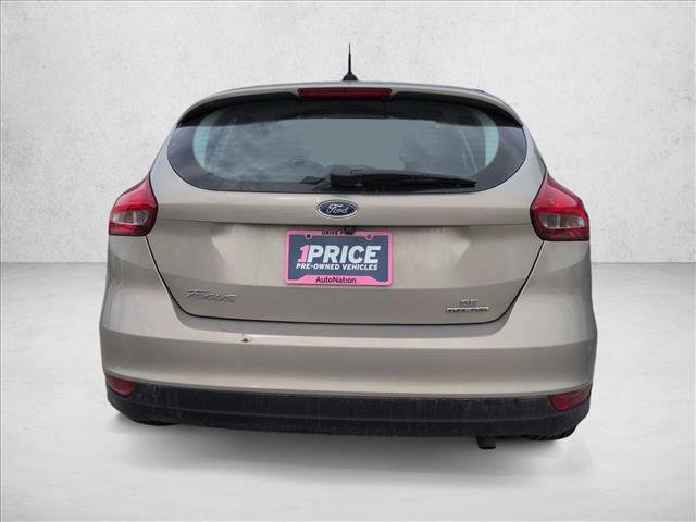 Used 2016 Ford Focus SE image 10