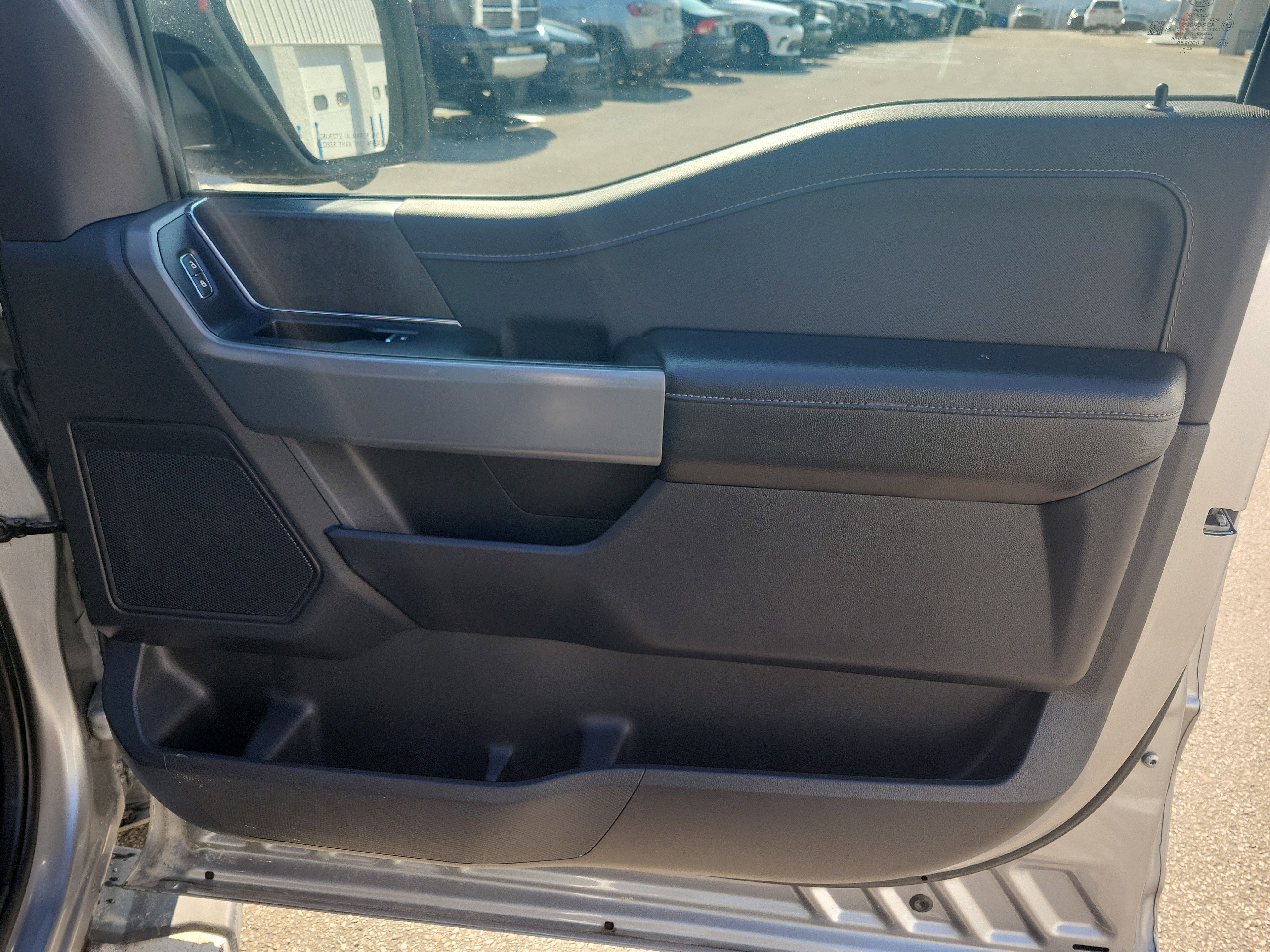 Used 2024 Ford F150 XLT w/ Mobile Office Package image 34