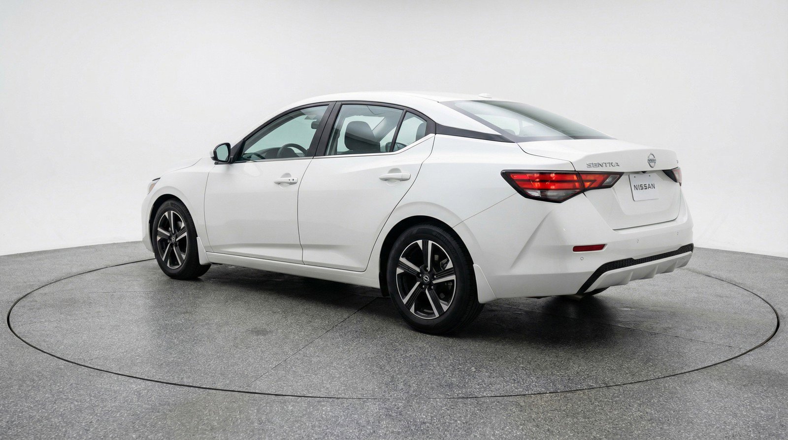 Used 2025 Nissan Sentra SV FWD image 5