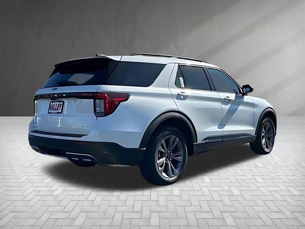 New 2026 Ford Explorer Active w/ Active Comfort Package AWD/4WD image 7