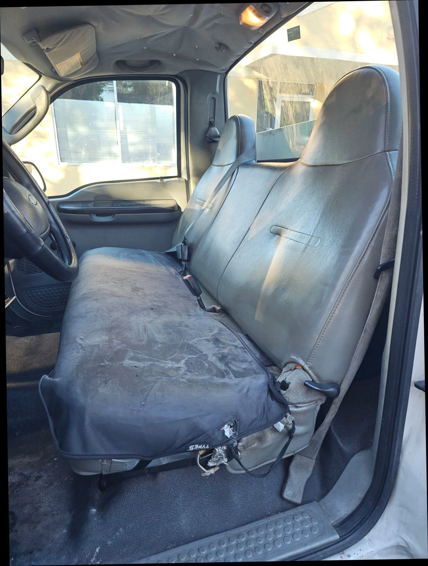 Used 2005 Ford F250 XL image 11