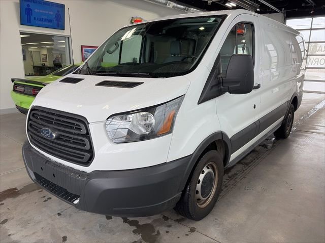 Used 2017 Ford Transit 150 130 Low Roof RWD image 1