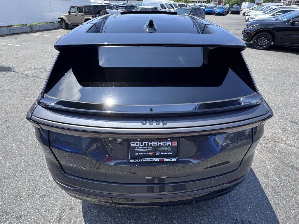 New 2025 Jeep Wagoneer S Limited image 9