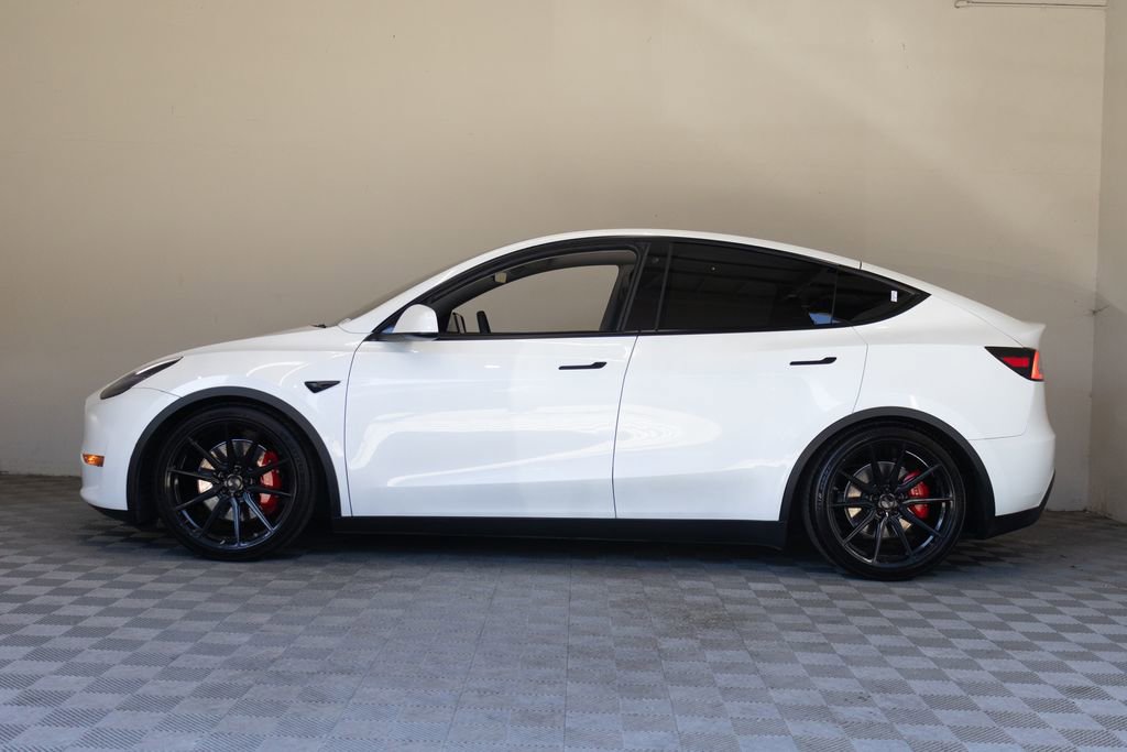 Used 2020 Tesla Model Y Performance image 7