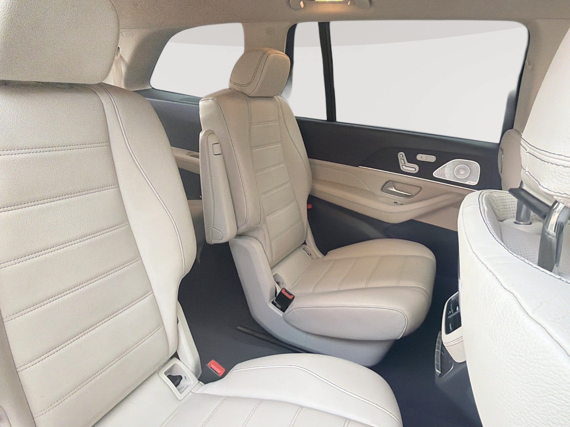 Used 2020 Mercedes-Benz GLS 450 4MATIC image 27