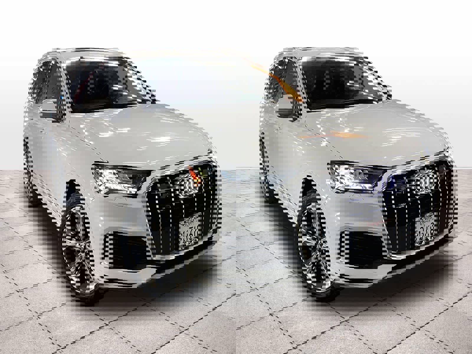 Certified 2023 Audi Q7 3.0T Premium Plus w/ Premium Plus Package image 2