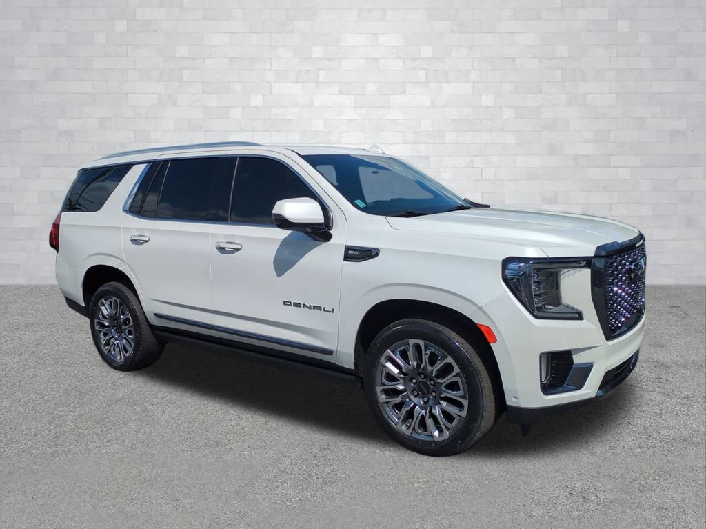 Used 2024 GMC Yukon Denali Ultimate AWD/4WD image 2