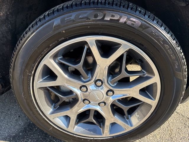 Used 2019 Jeep Grand Cherokee Overland image 10