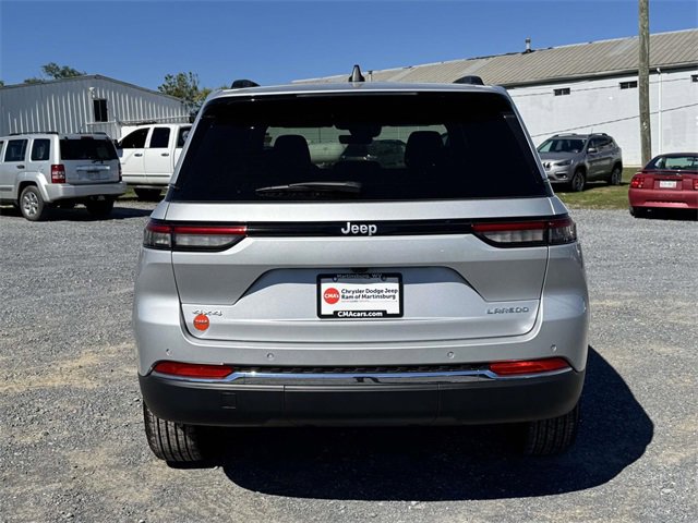 New 2025 Jeep Grand Cherokee Laredo w/ Luxury Tech Group I image 20