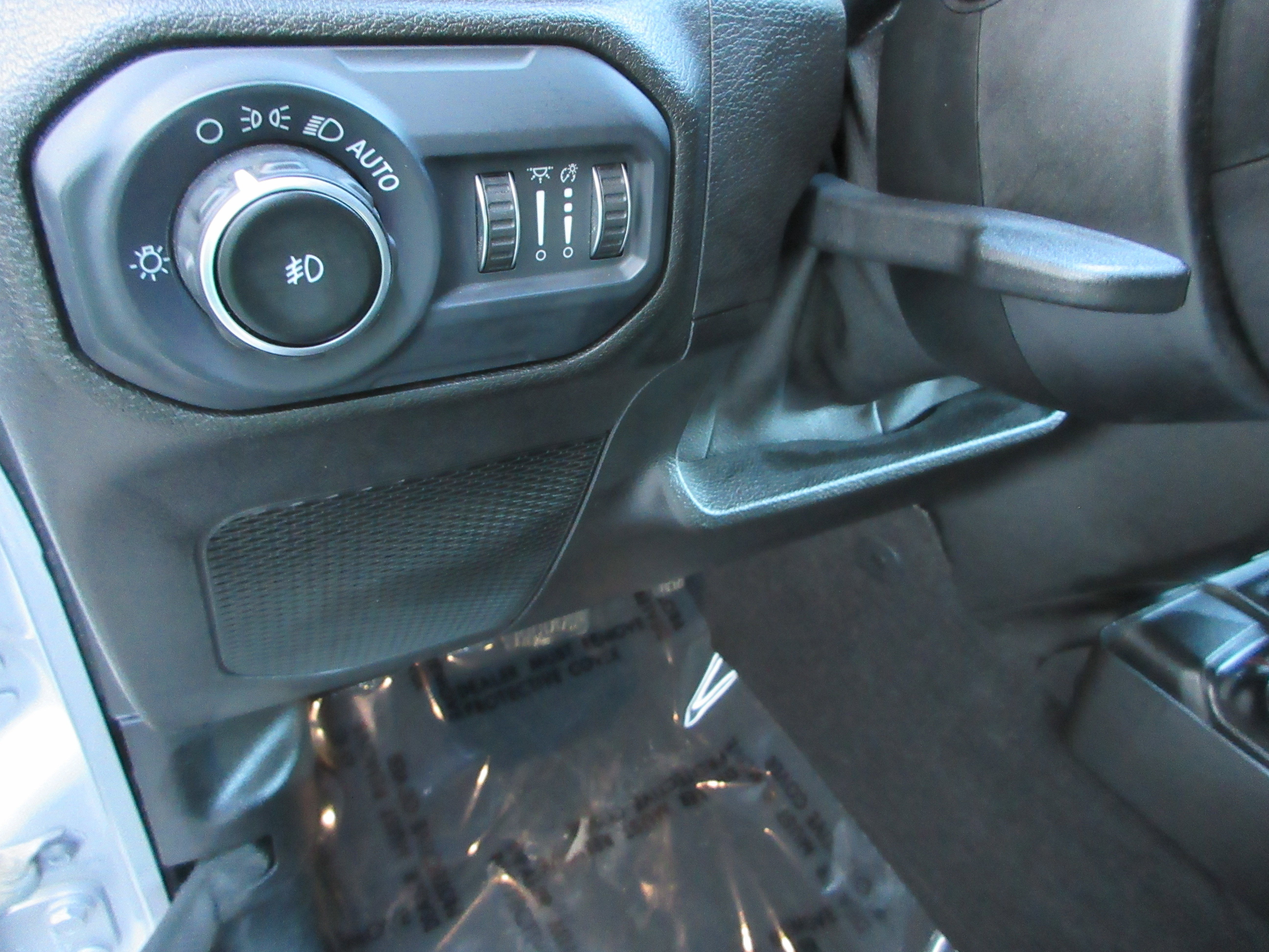 Used 2018 Jeep Wrangler Unlimited Rubicon image 30