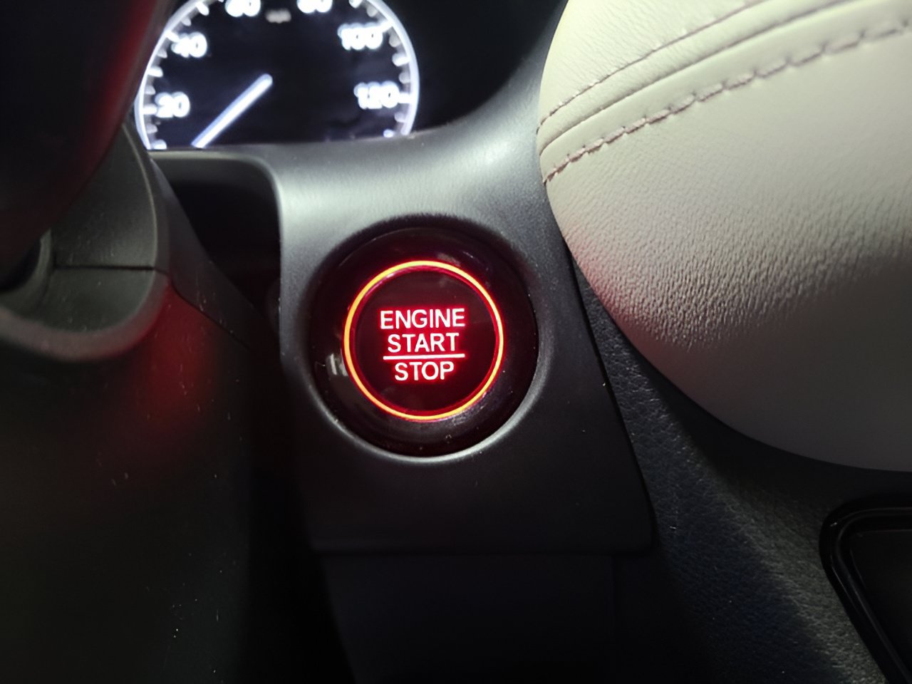 Used 2024 Honda HR-V LX image 31