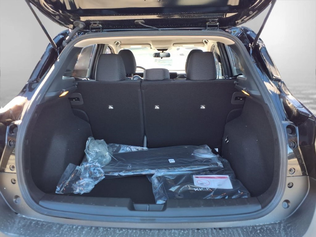 New 2026 Nissan Kicks S FWD image 25